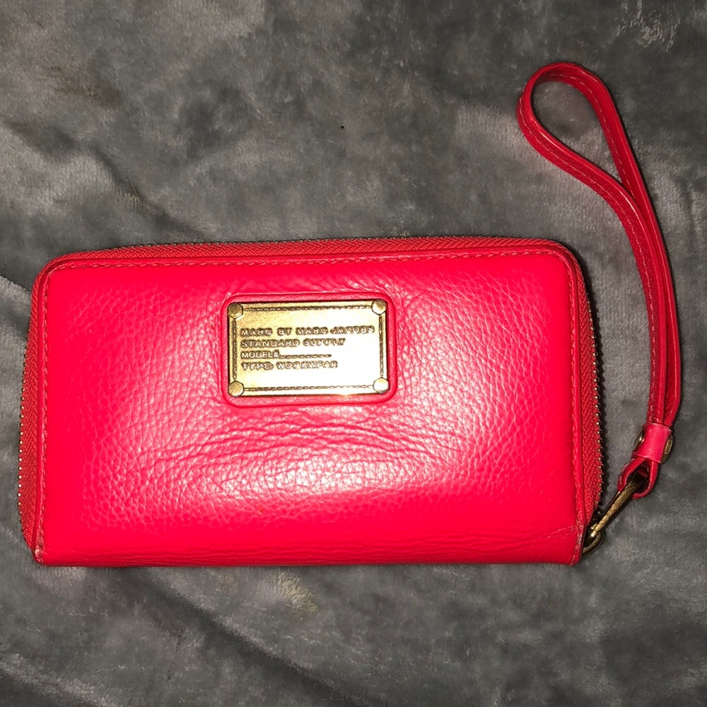 Marc Jacobs Wristlet Wallet